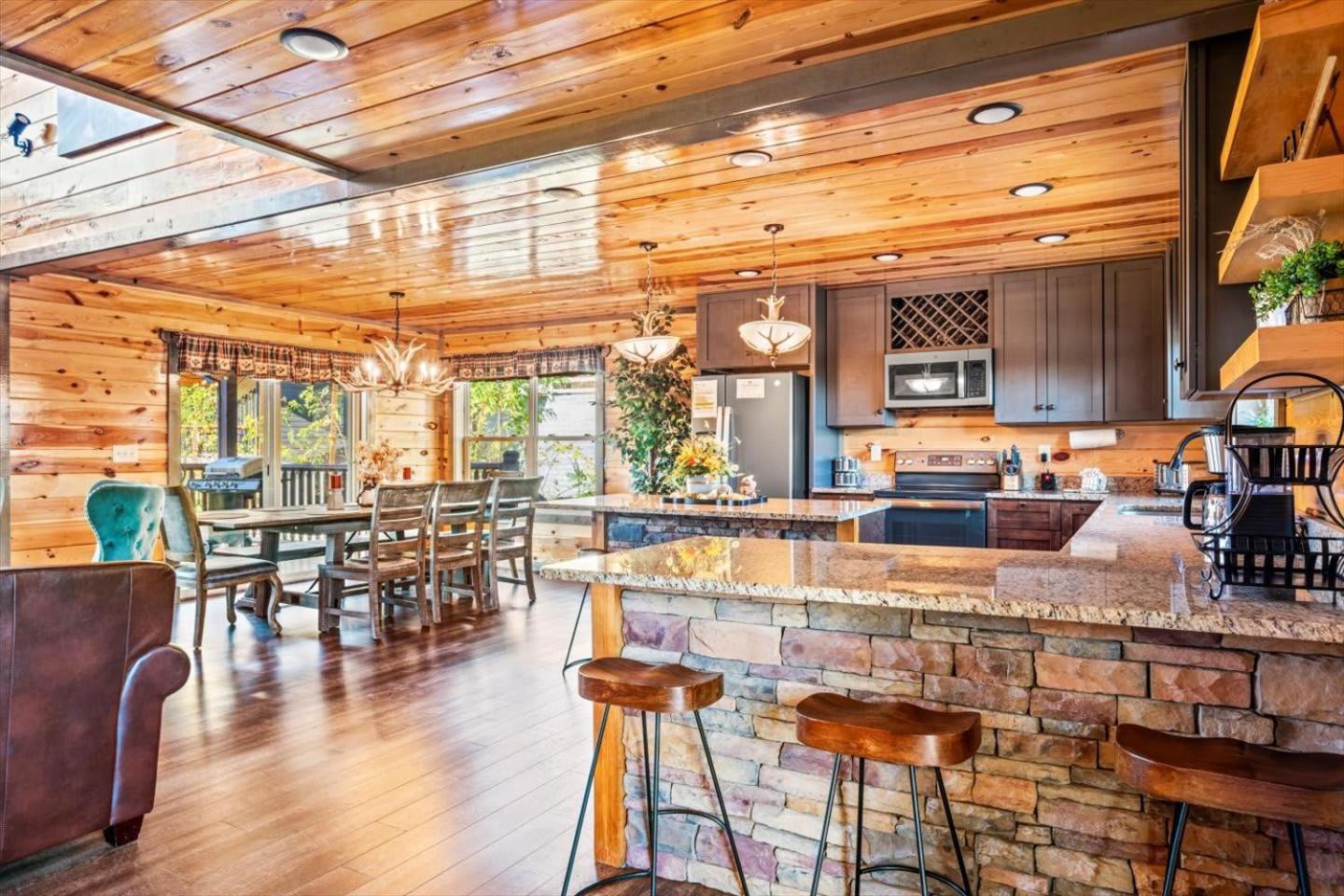 Indoor Pool, Volleyball Beach, Mountain View, Luxury Gatlinburg Buitenkant foto