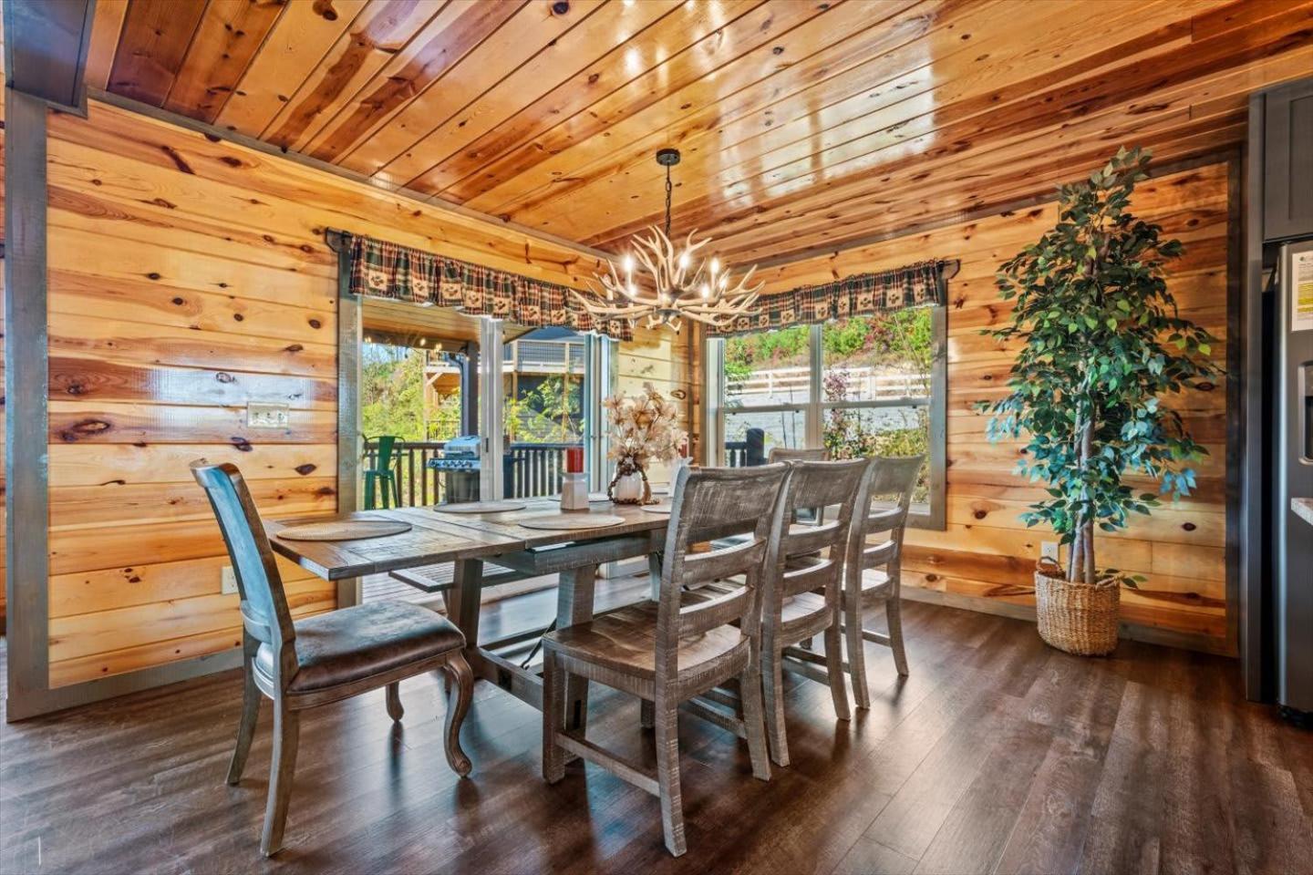 Indoor Pool, Volleyball Beach, Mountain View, Luxury Gatlinburg Buitenkant foto